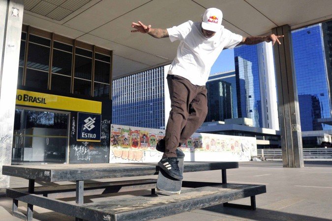 Felipe Gustavo não esconde o jogo e esbanja manobras antes da SLS Brasília