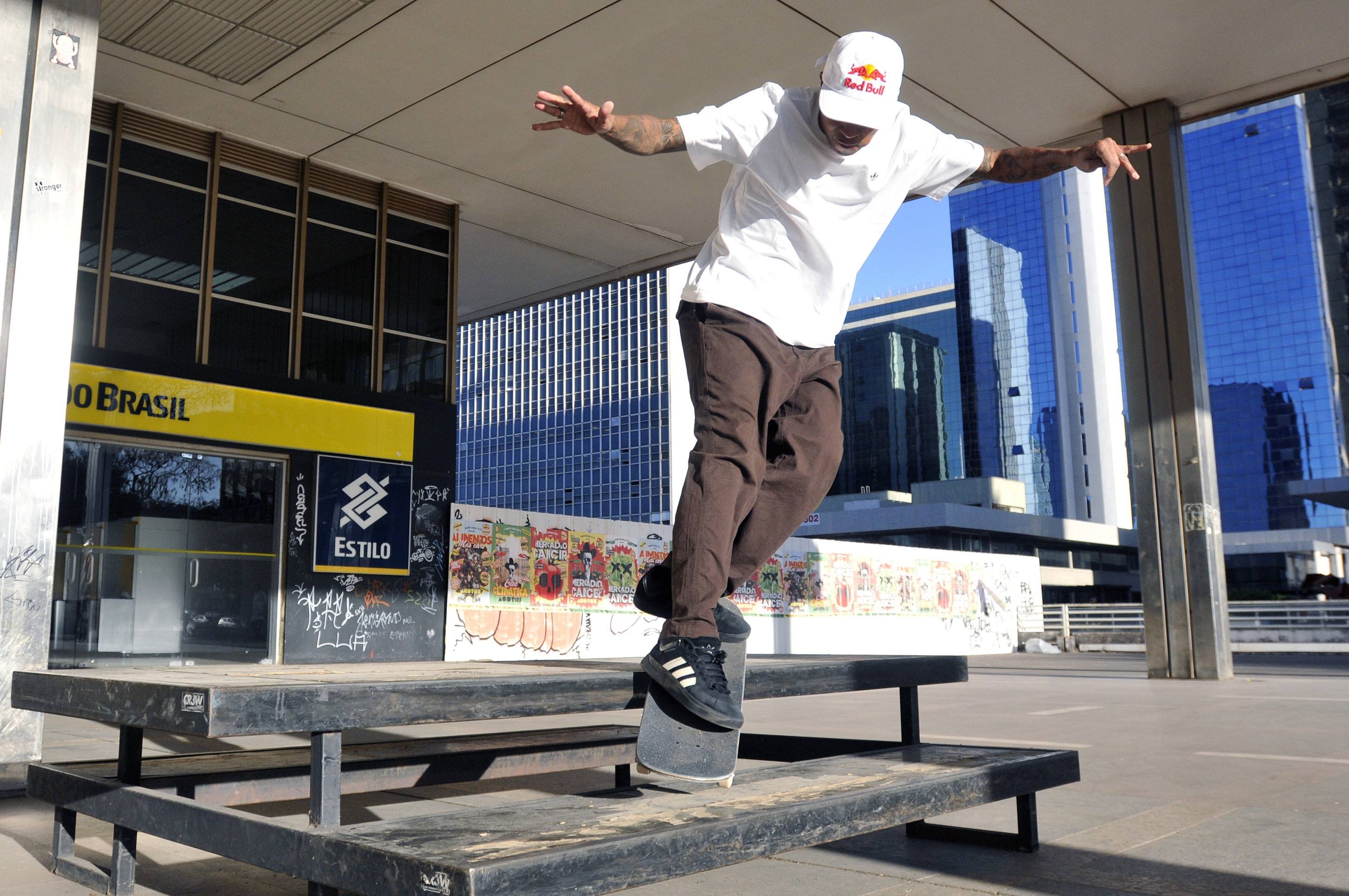 Felipe Gustavo não esconde o jogo e esbanja manobras antes da SLS Brasília