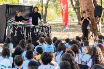 A apresentação 'Papo de Lixo' vai passar por 16 instituições de ensino, com temas de educação ambiental para crianças
 -  (crédito: Divulgação)