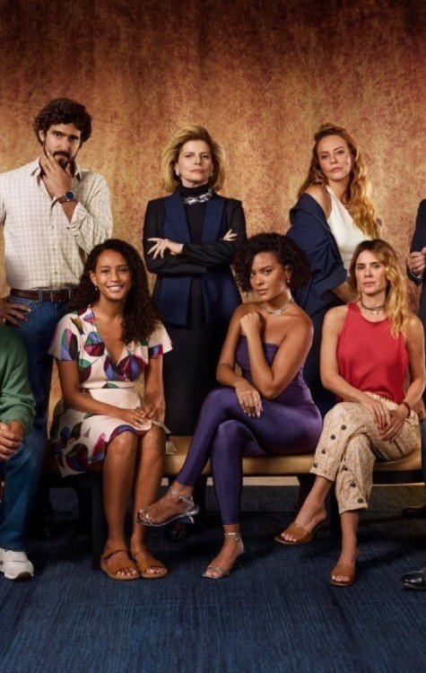 A novela 'Vale Tudo' explora temas como corrupção, ética, relações familiares e ascensão social (Imagem: Reprodução digital | TV Globo | Fabio Rocha) -  (crédito: EdiCase)