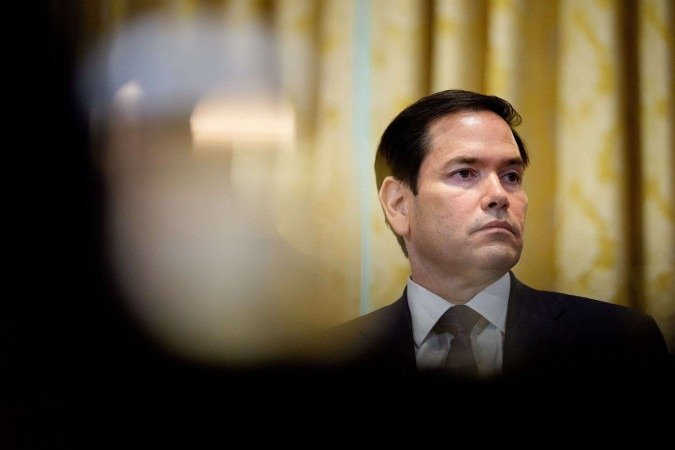 Farsante se passa pelo chefe da diplomacia dos Estados Unidos - (crédito: Getty Images via AFP) Farsante se passa pelo chefe da diplomacia dos Estados Unidos - (crédito: Getty Images via AFP)