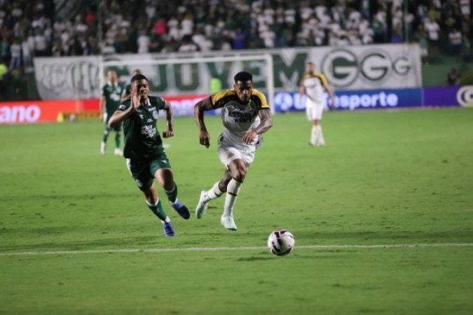 Times correram pelos três pontos até o último minuto - (crédito: Foto: Celso da Luz/ Criciúma E.C.) Times correram pelos três pontos até o último minuto - (crédito: Foto: Celso da Luz/ Criciúma E.C.)