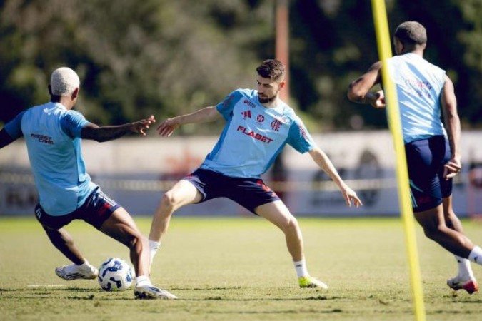 Flamengo mira partida contra o São Paulo -  (crédito: Foto: Adriano Mendes/CRF)