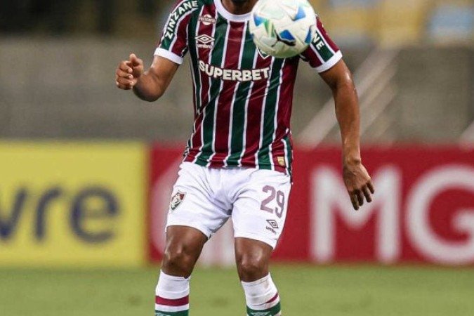 THIAGO SANTOS – Aposta de Renato, que entrou com três zagueiros. Como o Chelsea atacou bem mais pelo lado direito, teve um pouco menos de trabalho do que Ignácio. Saiu no segundo tempo, quando Renato deixou colocou o time mais ofensivo buscando o empate, dando vaga a Keno. NOTA 6,0. Foto: Marcelo Gonçalves/Fluminense