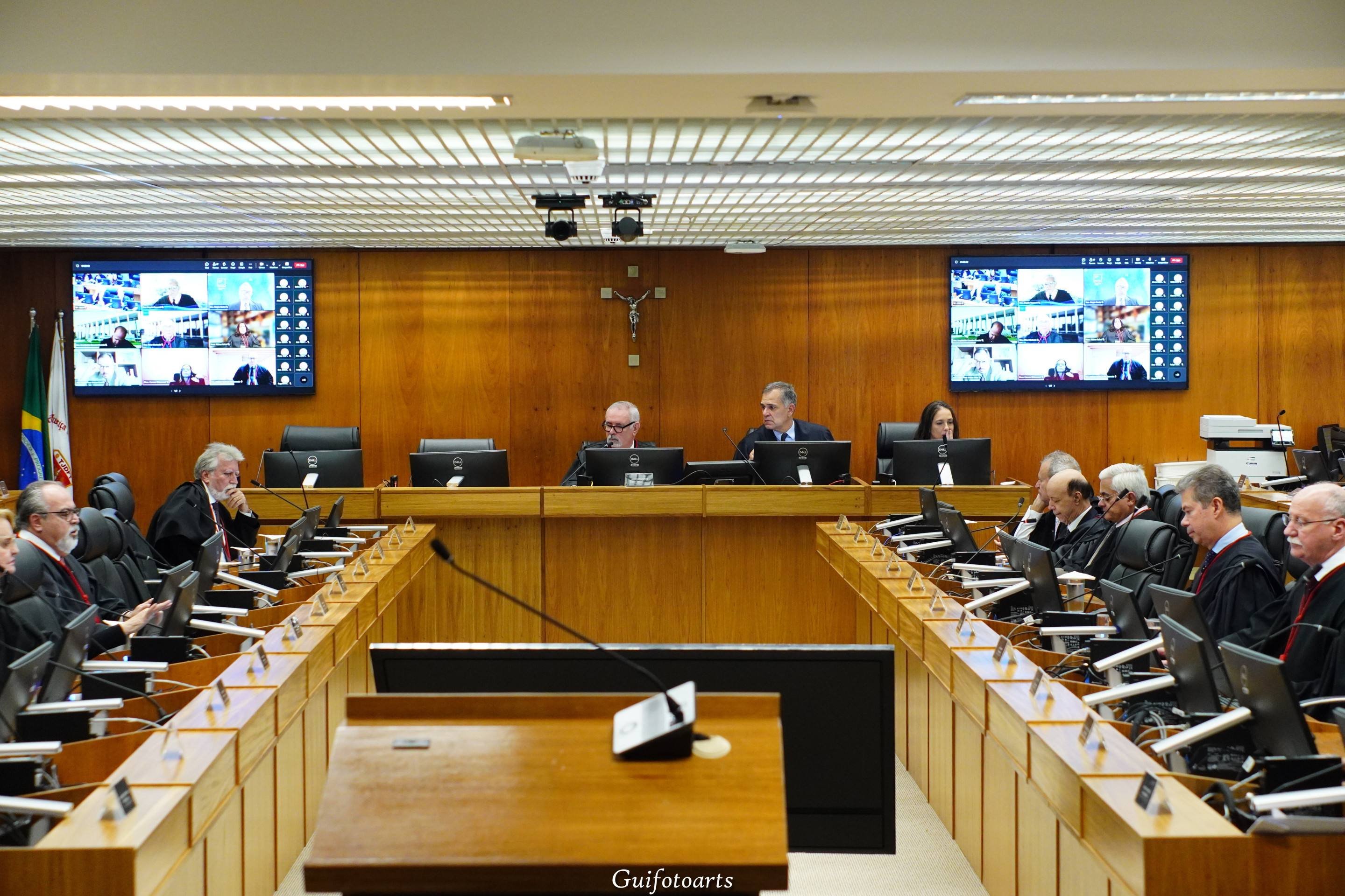  08/07/2025. Guilherme Felix CB/DA Press. 6.. Sess..o do tribunal Pleno do..TJDFT     