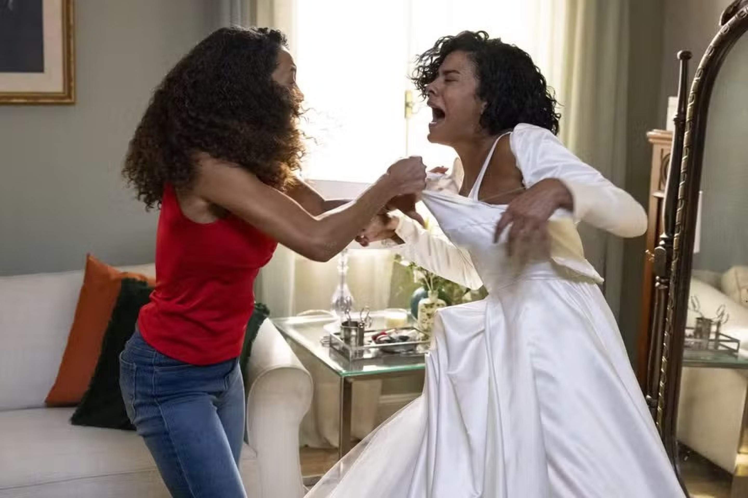 Confronto entre Raquel e Maria de Fátima marca reviravolta em 