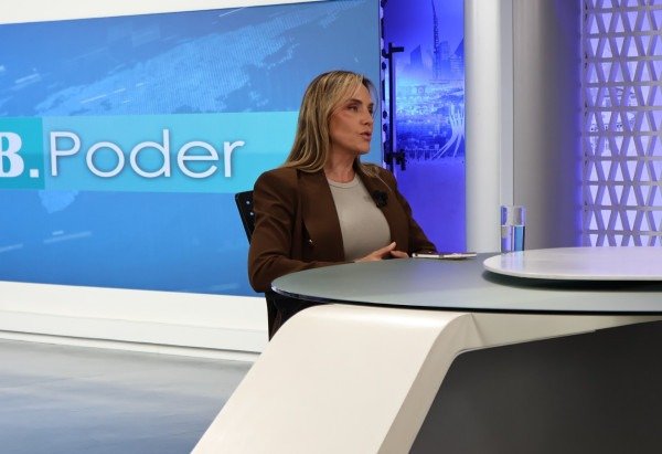   Bruna Gaston CB/DA Press