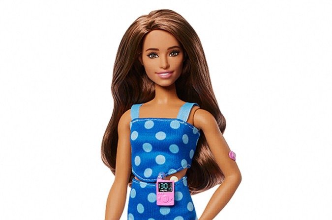 An undated handout photograph released on July 8, 2025, by US toy manufacturer Mattel, shows their new Barbie doll with type 1 diabetes. - (crédito: etes. ATTEL / AFP) / XGTY / RESTRICTED TO EDITORIAL USE - MANDATORY CREDIT An undated handout photograph released on July 8, 2025, by US toy manufacturer Mattel, shows their new Barbie doll with type 1 diabetes. - (crédito: etes. ATTEL / AFP) / XGTY / RESTRICTED TO EDITORIAL USE - MANDATORY CREDIT