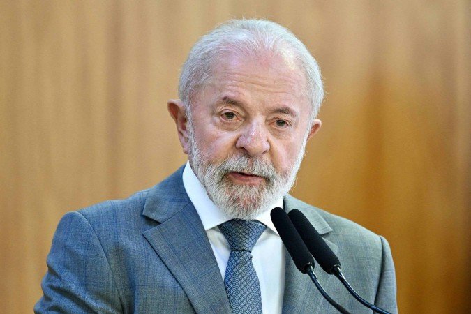 Lula prestou solidariedade aos familiares das vítimas - (crédito: AFP) Lula prestou solidariedade aos familiares das vítimas - (crédito: AFP)