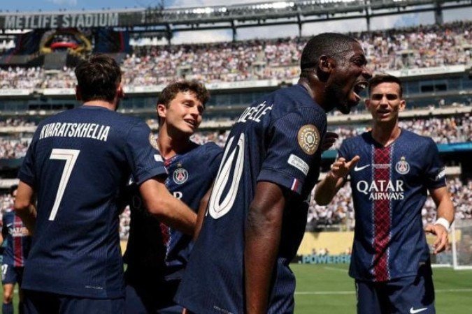 Jogadores do PSG comemoram vitória na semifinal do Mundial de Clubes - (crédito: Foto: Divulgação/Fifa) Jogadores do PSG comemoram vitória na semifinal do Mundial de Clubes - (crédito: Foto: Divulgação/Fifa)