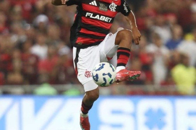  DE LA CRUZ - Entrou na vaga de Jorginho. Apareceu em alguns lances, mostrando que está recuperado de lesão. Mas fez pouca diferença NOTA 5,0. Foto: Gilvan de Souza/Flamengo