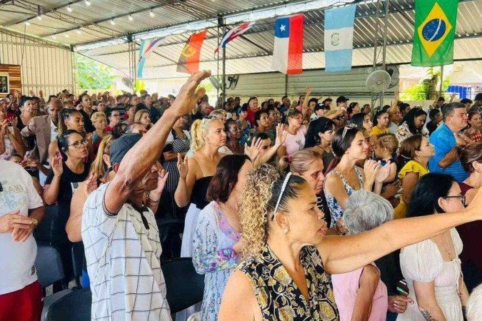 Fachada da Igreja Fuente de Vida em Havana; antes atípica, presença evangélica já pode ser percebida nas ruas de Cuba - (crédito: Reprodução/Facebook) Fachada da Igreja Fuente de Vida em Havana; antes atípica, presença evangélica já pode ser percebida nas ruas de Cuba - (crédito: Reprodução/Facebook)