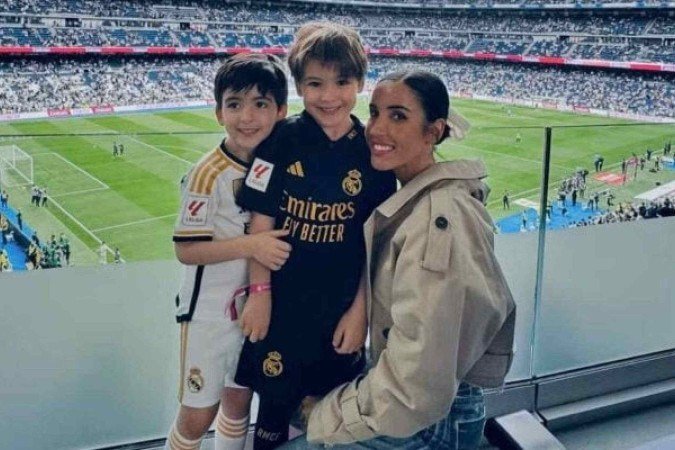 Saiba mais sobre Ana Galocha, esposa de Davide Ancelotti, técnico do Botafogo -  (crédito: Foto: Reprodução/Instagram)