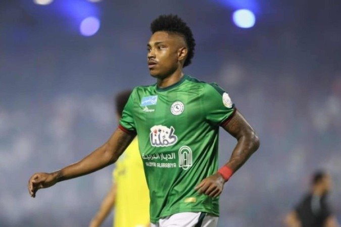 Vitinho está sem clubes desde que deixou o Al Ettifaq -  (crédito: Foto: Divulgação/Al Ettifaq)