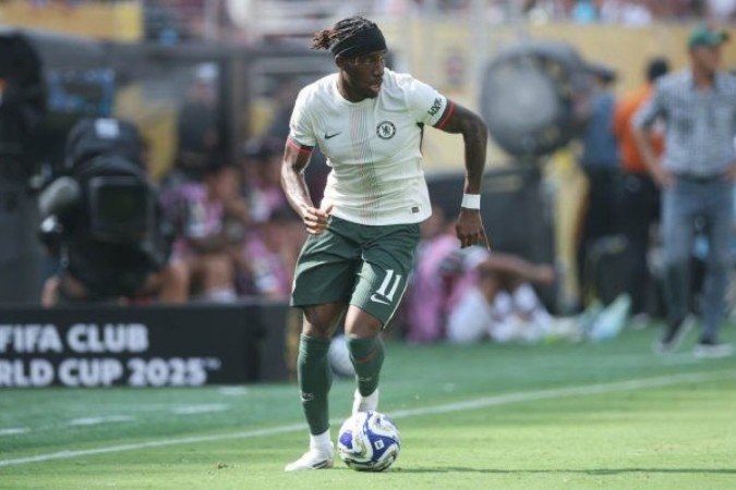 Madueke entrou no segundo tempo na vitória sobre o Fluminense, que garantiu a vaga na final do Mundial de Clubes - (crédito: Foto: Alex Grimm/Getty Images) Madueke entrou no segundo tempo na vitória sobre o Fluminense, que garantiu a vaga na final do Mundial de Clubes - (crédito: Foto: Alex Grimm/Getty Images)