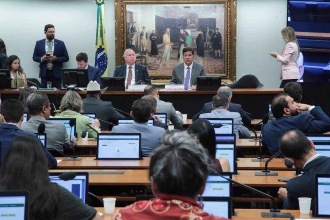 O adiamento ocorreu após um pedido de vista coletivo da oposição, que acabou travando a deliberação do texto -  (crédito: Bruno Spada/Câmara dos Deputados )