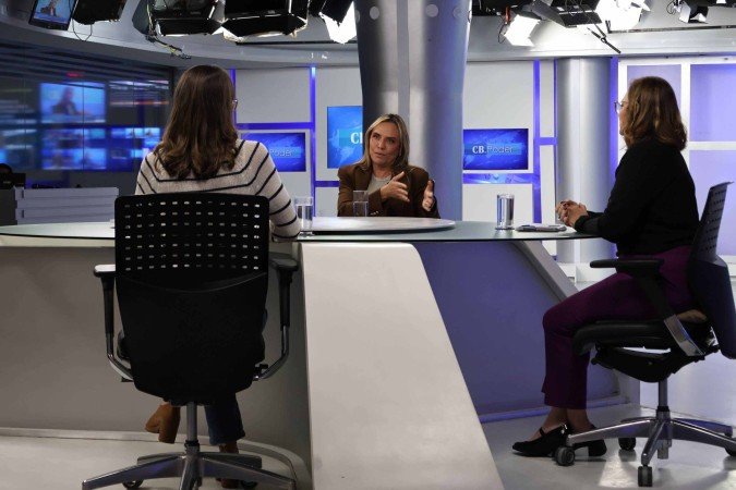 Denise Rothenburg (D) e Mariana Niederauer entrevistam a governadora em exercício do DF, Celina Leão
- (crédito: Bruna Gaston CB/DA Press) Denise Rothenburg (D) e Mariana Niederauer entrevistam a governadora em exercício do DF, Celina Leão
- (crédito: Bruna Gaston CB/DA Press)