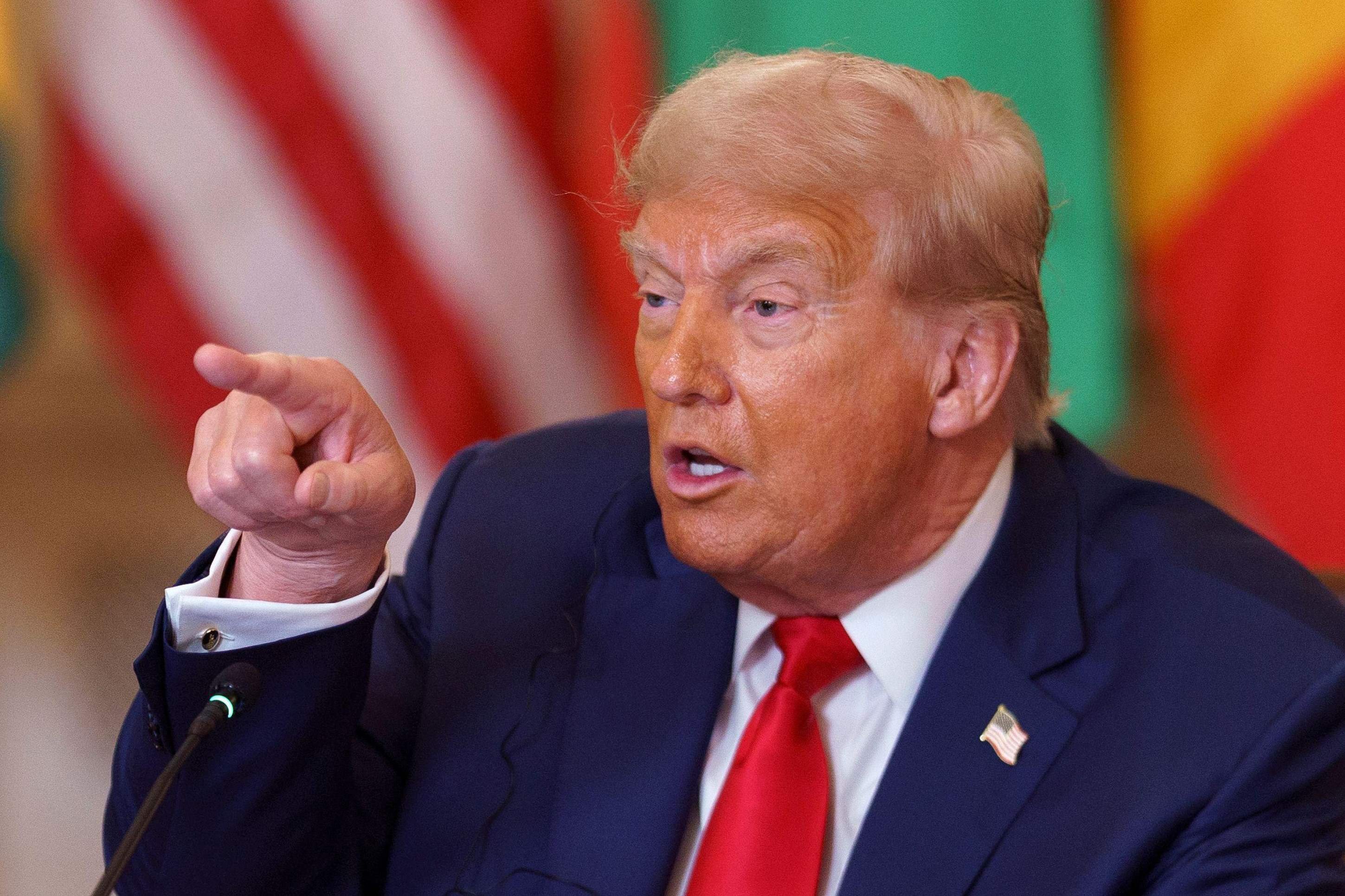 Trump agride países para obrigá-los a negociar, dizem analistas