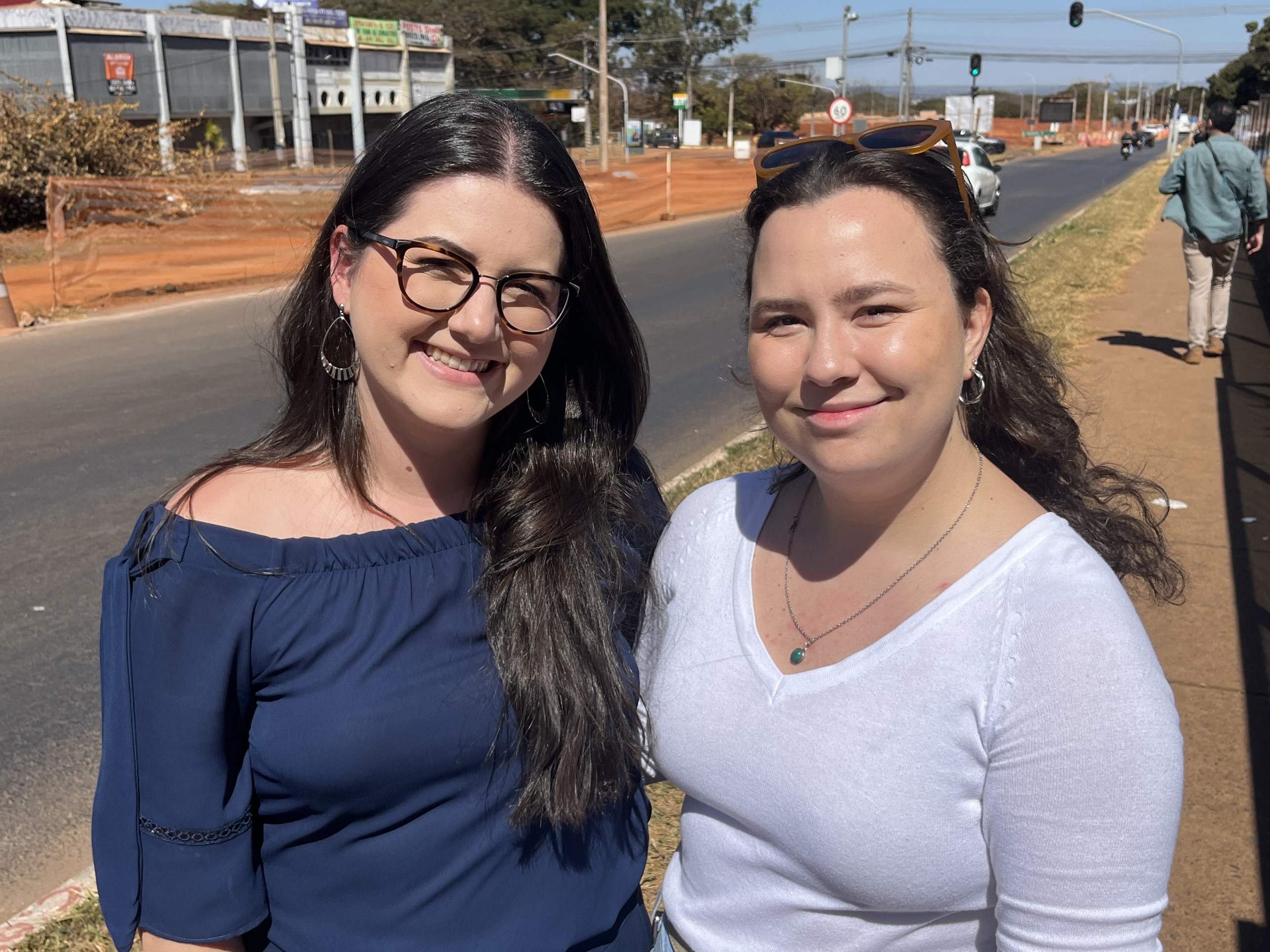 A engenheira Júlia Brito, 25, e a assistente administrativa Sara de Souza, 28, acreditam que não havia necessidade de obras na EPIG 