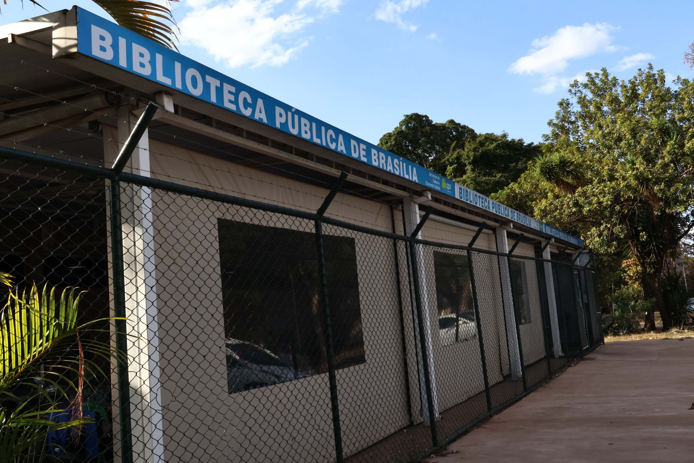 Biblioteca Pública de Brasília recebe, diariamente, 140 pessoas.       
