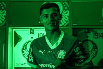 Palmeiras desembolsou R$ 80 milhões para trazer o atacante Ramón Sosa e chegou a meio bilhão de reais em investimento em 2025 -  (crédito: Fabio Menotti/Palmeiras)