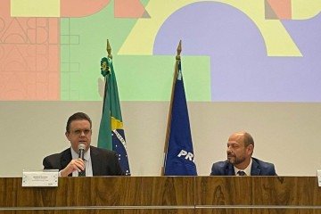 O anúncio foi feito  pelo ministro da Previdência Social, Wolney Queiroz, e pelo presidente do INSS, Gilberto Waller -  (crédito: Wal Lima/ CB)
