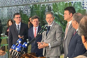 O parecer do relatório de Lira, mantém uma taxação de 10% para os chamados 'super-ricos', e segue, segundo ele, os princípios da 'neutralidade fiscal' e justiça tributária -  (crédito: Wal Lima/CB/D.A Press)