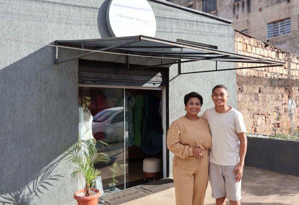 Bruna Gaston CB/DA Press