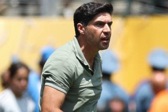 Abel Ferreira escapou de gancho que poderia chegar a seis jogos - (crédito: Foto: Cesar Greco/Palmeiras) Abel Ferreira escapou de gancho que poderia chegar a seis jogos - (crédito: Foto: Cesar Greco/Palmeiras)