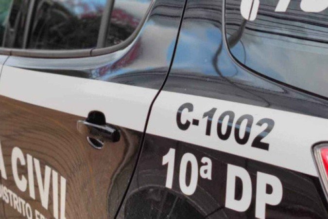 10ª DP prende dupla que cometeu roubo em residência do Lago Sul. -  (crédito: PCDF/Divulgação)