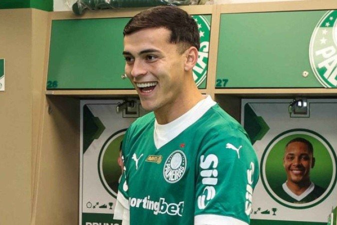 Sosa já estava no radar do Palmeiras, mas também esteve na mira de outros clubes brasileiros - (crédito: Foto: Fabio Menotti/Palmeiras) Sosa já estava no radar do Palmeiras, mas também esteve na mira de outros clubes brasileiros - (crédito: Foto: Fabio Menotti/Palmeiras)