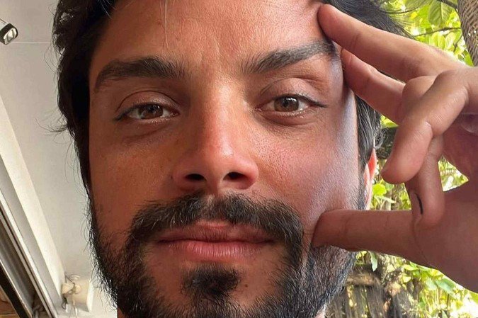 Rodrigo Simas vive um relacionamento com Agatha Moreira há sete anos - (crédito: Reprodução/Instagram) Rodrigo Simas vive um relacionamento com Agatha Moreira há sete anos - (crédito: Reprodução/Instagram)