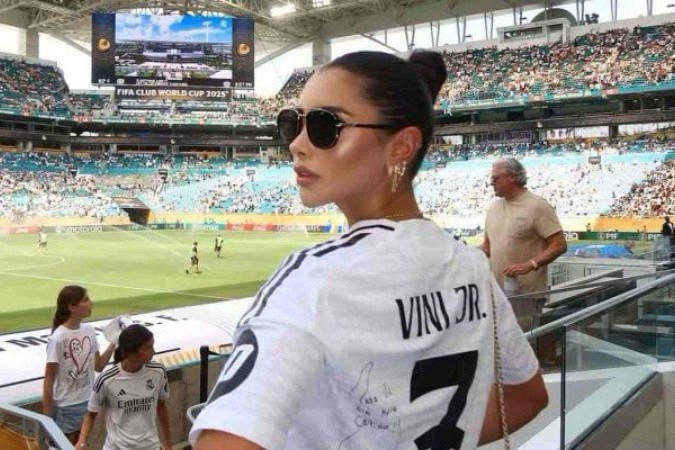 Suposto affair de Vini Jr, Victoria Ruiz acompanha derrota do Real Madrid para o PSG - (crédito: Foto: Reprodução/Instagram) Suposto affair de Vini Jr, Victoria Ruiz acompanha derrota do Real Madrid para o PSG - (crédito: Foto: Reprodução/Instagram)