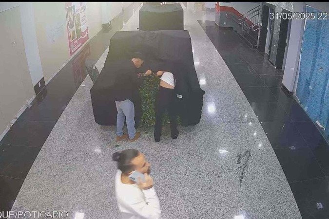 O delegado responsável pela investigação, Rony Loureiro afirma que é um grupo bastante articulado, que pratica crimes especialmente no momento de encerramento das atividades de lojas de shopping -  (crédito: Divulgação/PCGO)