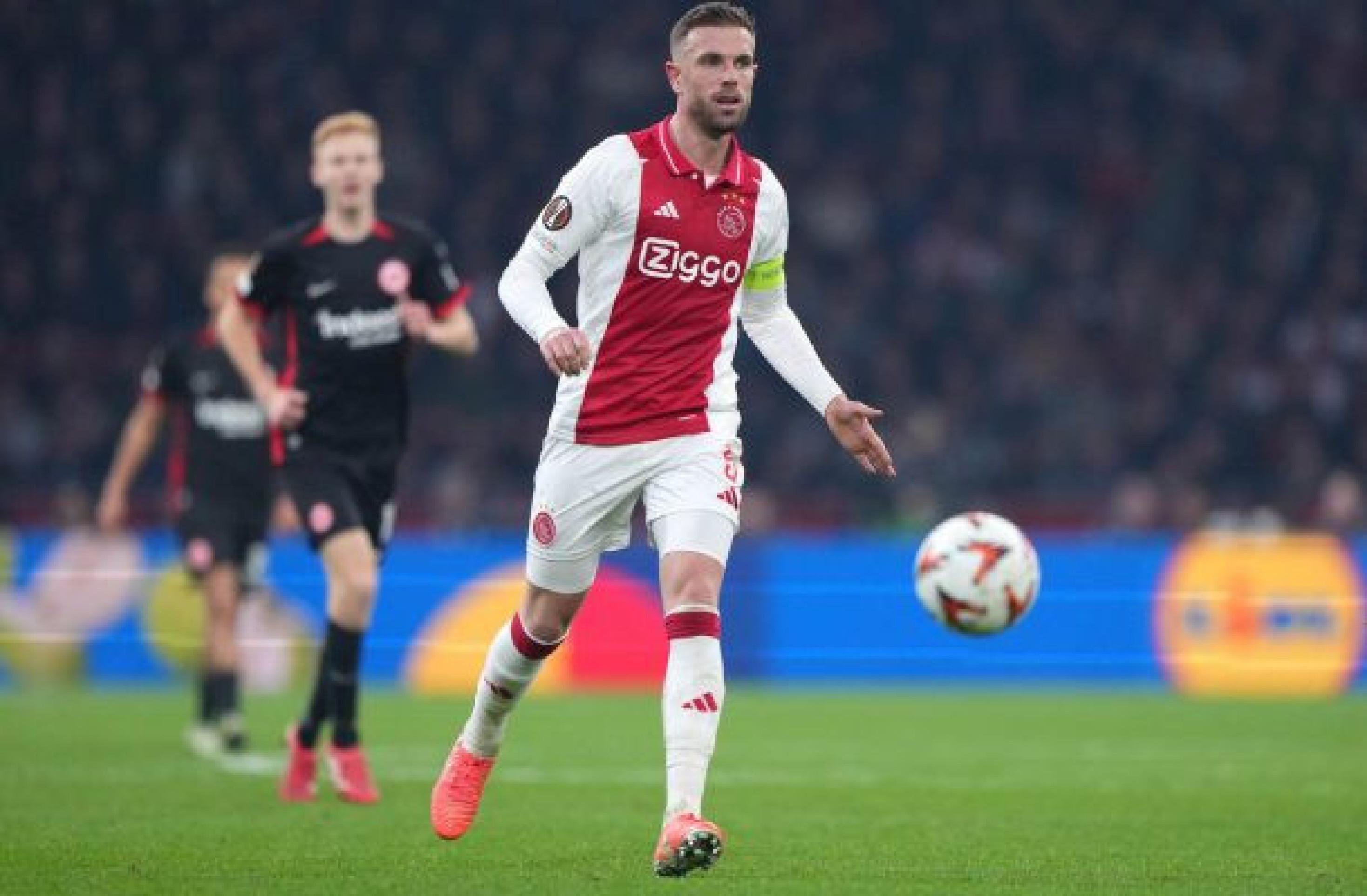 Henderson rescinde com Ajax e pode voltar à Premier League