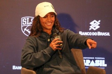 Ontem, na coletiva do evento, a skatista recordou, junto ao Correio, o cuidado recebido pelos brasilienses, há exatos 10 anos, quando retornava do Campeonato Brasileiro Mirim, em Blumenau (SC), no tempo em que ser referência do esporte ainda era um sonho -  (crédito: Paulo H. Carvalho/Agência Brasília)