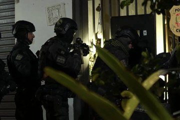 Polícia Civil (PCDF) cumpriu oito mandados de busca e apreensão e dois de prisão temporária -  (crédito: PCDF/Divulgação)
