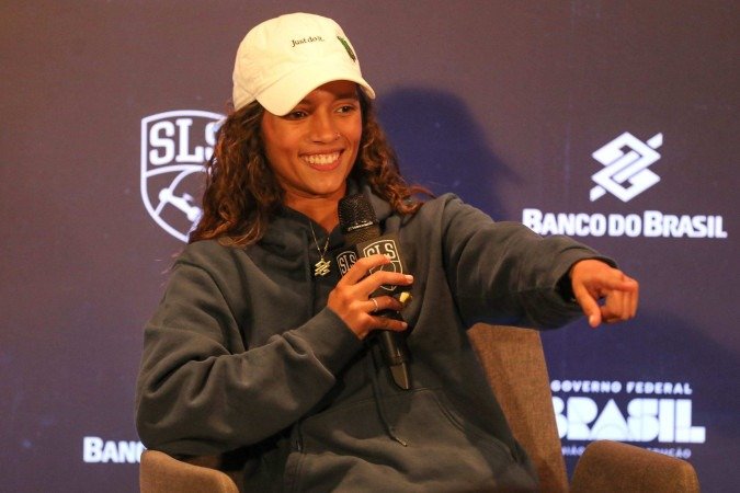 Ontem, na coletiva do evento, a skatista recordou, junto ao Correio, o cuidado recebido pelos brasilienses, há exatos 10 anos, quando retornava do Campeonato Brasileiro Mirim, em Blumenau (SC), no tempo em que ser referência do esporte ainda era um sonho - (crédito: Paulo H. Carvalho/Agência Brasília) Ontem, na coletiva do evento, a skatista recordou, junto ao Correio, o cuidado recebido pelos brasilienses, há exatos 10 anos, quando retornava do Campeonato Brasileiro Mirim, em Blumenau (SC), no tempo em que ser referência do esporte ainda era um sonho - (crédito: Paulo H. Carvalho/Agência Brasília)
