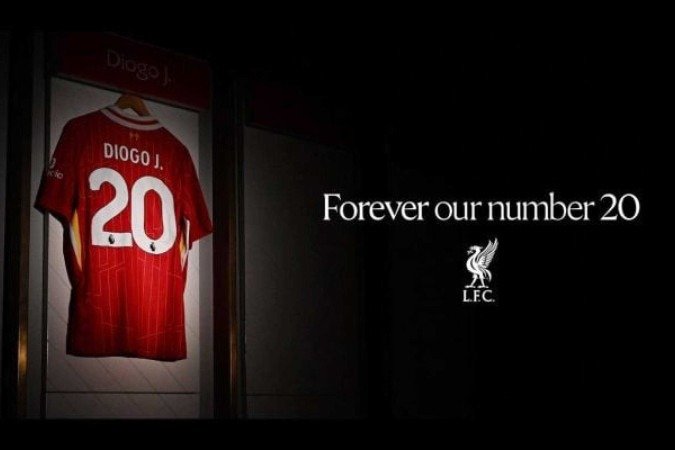 Liverpool decidiu aposentar a camisa número 20 em todas as categorias do clube, incluindo o time feminino e as divisões de base - (crédito: Foto: Divulgação) Liverpool decidiu aposentar a camisa número 20 em todas as categorias do clube, incluindo o time feminino e as divisões de base - (crédito: Foto: Divulgação)