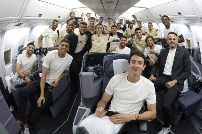 Fluminense convoca torcida para o 'AeroFlu'; detalhes - (crédito: Foto: Lucas Merçon / Fluminense) Fluminense convoca torcida para o 'AeroFlu'; detalhes - (crédito: Foto: Lucas Merçon / Fluminense)