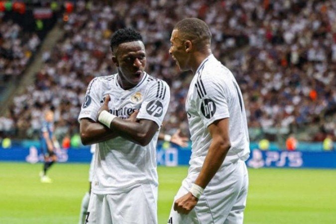 Crise no Real Madrid faz jornalista questionar peso diferente em críticas a Vini Jr e Mbappé - (crédito: Antonio Villalba y Pedro Castillo/Real madrid) Crise no Real Madrid faz jornalista questionar peso diferente em críticas a Vini Jr e Mbappé - (crédito: Antonio Villalba y Pedro Castillo/Real madrid)