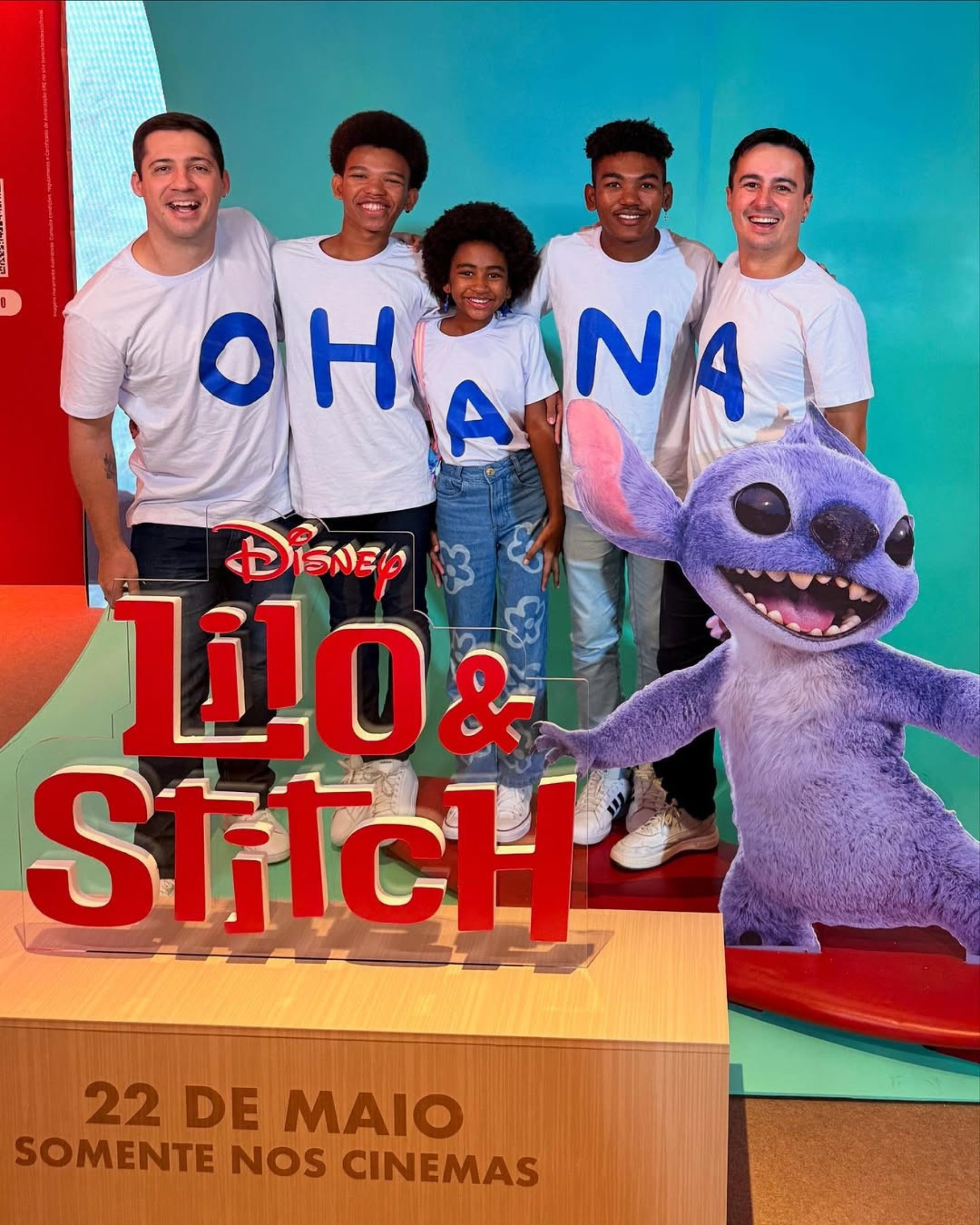 Para Carlos Ruiz e Lucas Monteiro, ser pais sempre foi um desejo, e a adoção foi o que mais tocou o coração do casal