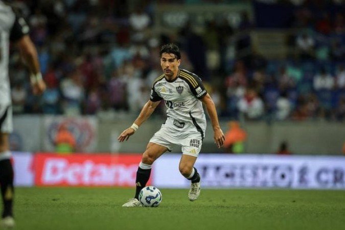 IGOR GOMES - Jogo discreto. Mas mandou mal no lance do segundo gol. Deixou a desejar. NOTA 5,0. Pedro Souza / Atlético