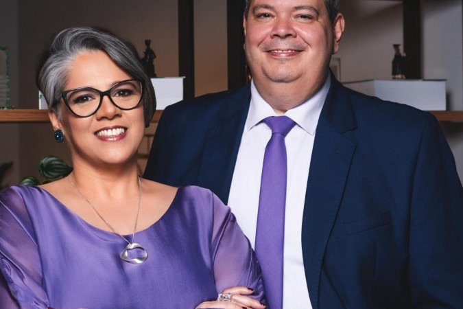 Andreia e Marcelo Barreira, advogados de Negócios, especialistas em Governança Jurídica Estratégica Criadores do Método G.E.L. governança Empresarial Lucrativa para Clínicas Médicas - (crédito: divulgação) Andreia e Marcelo Barreira, advogados de Negócios, especialistas em Governança Jurídica Estratégica Criadores do Método G.E.L. governança Empresarial Lucrativa para Clínicas Médicas - (crédito: divulgação)