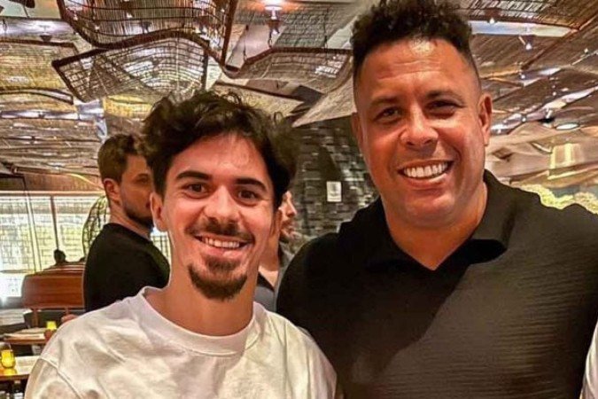 Vitinha tietou Ronaldo Fenômeno durante o Mundial de Clubes -  (crédito: Reprodução / Instagram)