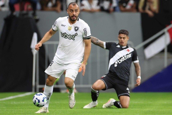 Botafogo venceu o Vasco com direito ao primeiro gol de Arthur Cabral pelo Glorioso - (crédito: Vitor Silva/Botafogo) Botafogo venceu o Vasco com direito ao primeiro gol de Arthur Cabral pelo Glorioso - (crédito: Vitor Silva/Botafogo)