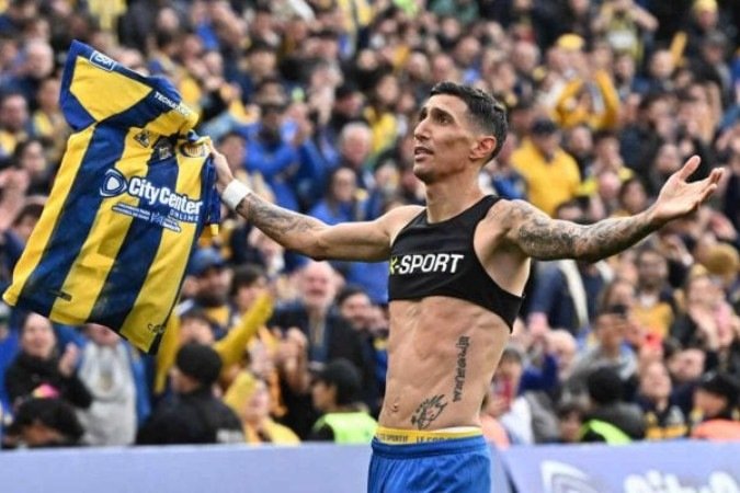 Di María comemora com euforia e emoção seu gol no Rosario Central - (crédito: Foto: Luciano Bisbal/Getty Images) Di María comemora com euforia e emoção seu gol no Rosario Central - (crédito: Foto: Luciano Bisbal/Getty Images)