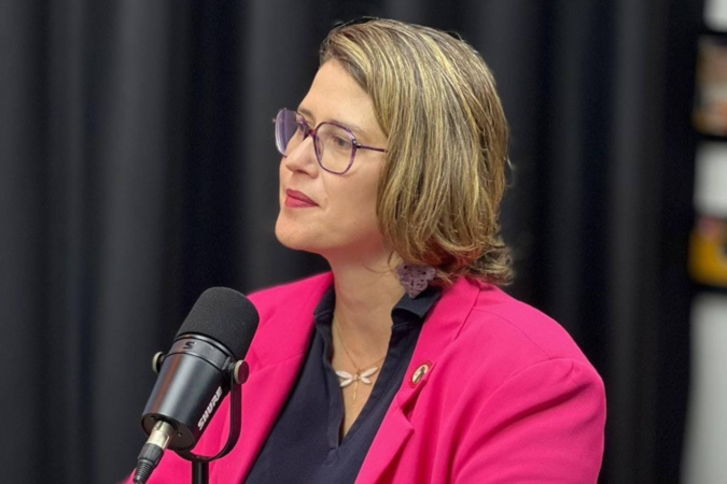 Carolina Tavares: escolas não estão preparadas para formação Carolina Tavares: escolas não estão preparadas para formação