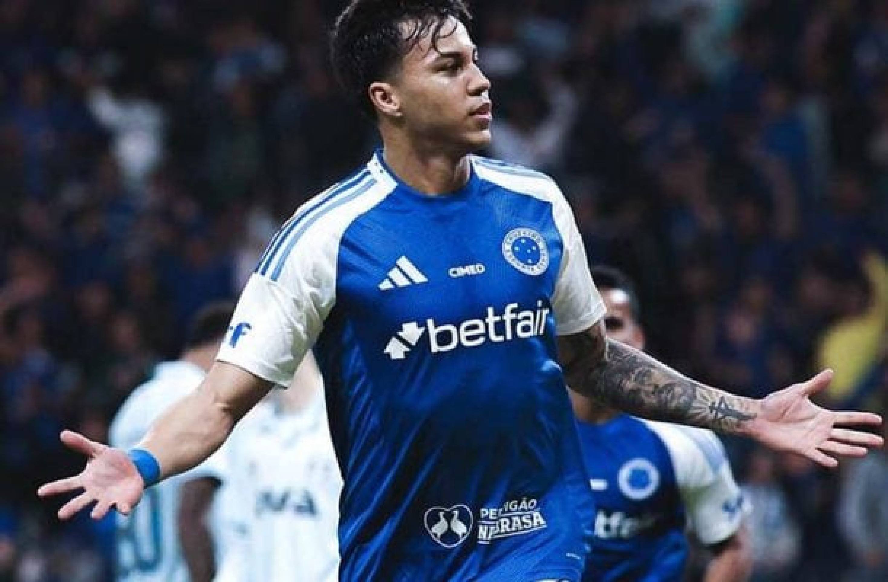 Kaio Jorge marca hat trick e lidera goleada do Cruzeiro sobre o Grêmio, no Mineirão -  (crédito: Fotos: Gustavo Martins/ CEC)