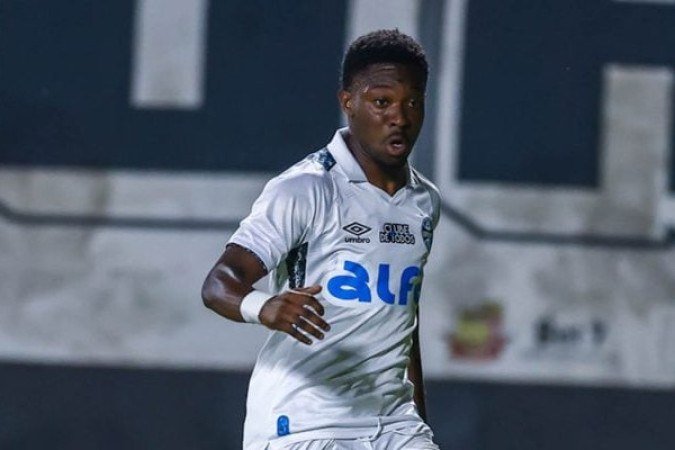 AMUZU - Só foi notado quando Mano Menezes o chamou para sair. Substituído por Aravena quando vaca já tinha ido para o brejo - NOTA: ZERO - Foto: Lucas Uebel/Grêmio 